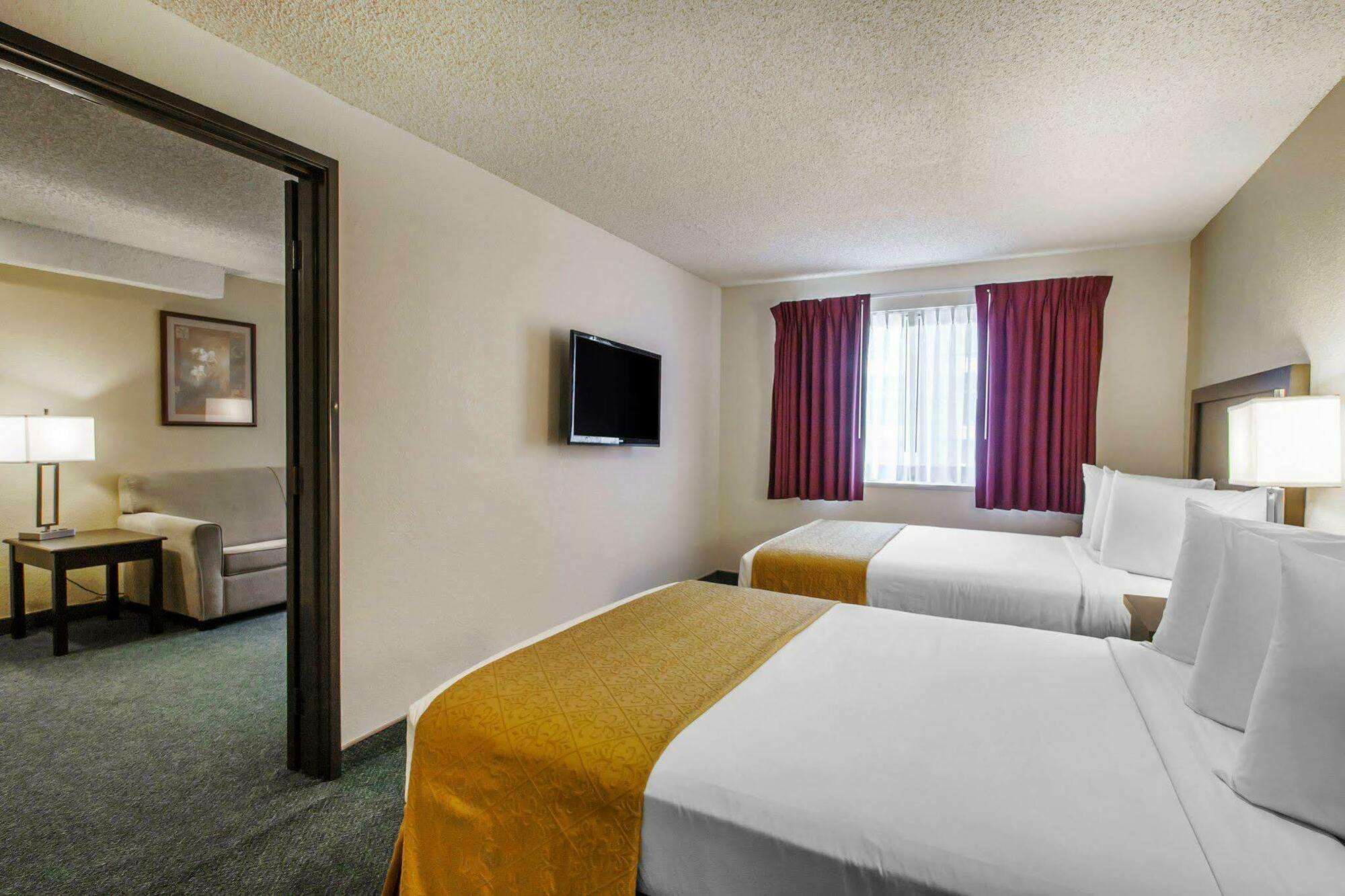 Quality Inn & Suites Спрингфілд Екстер'єр фото